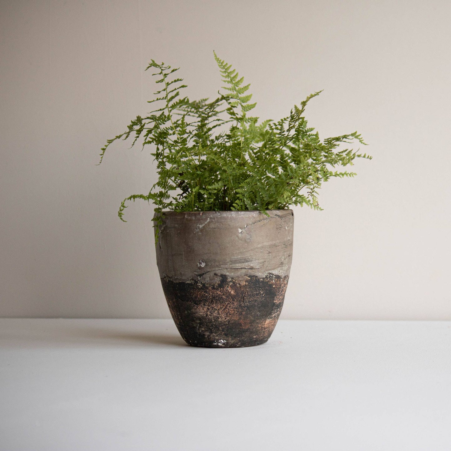 Gita Gray Terracotta Garden Planter Pot (Small)