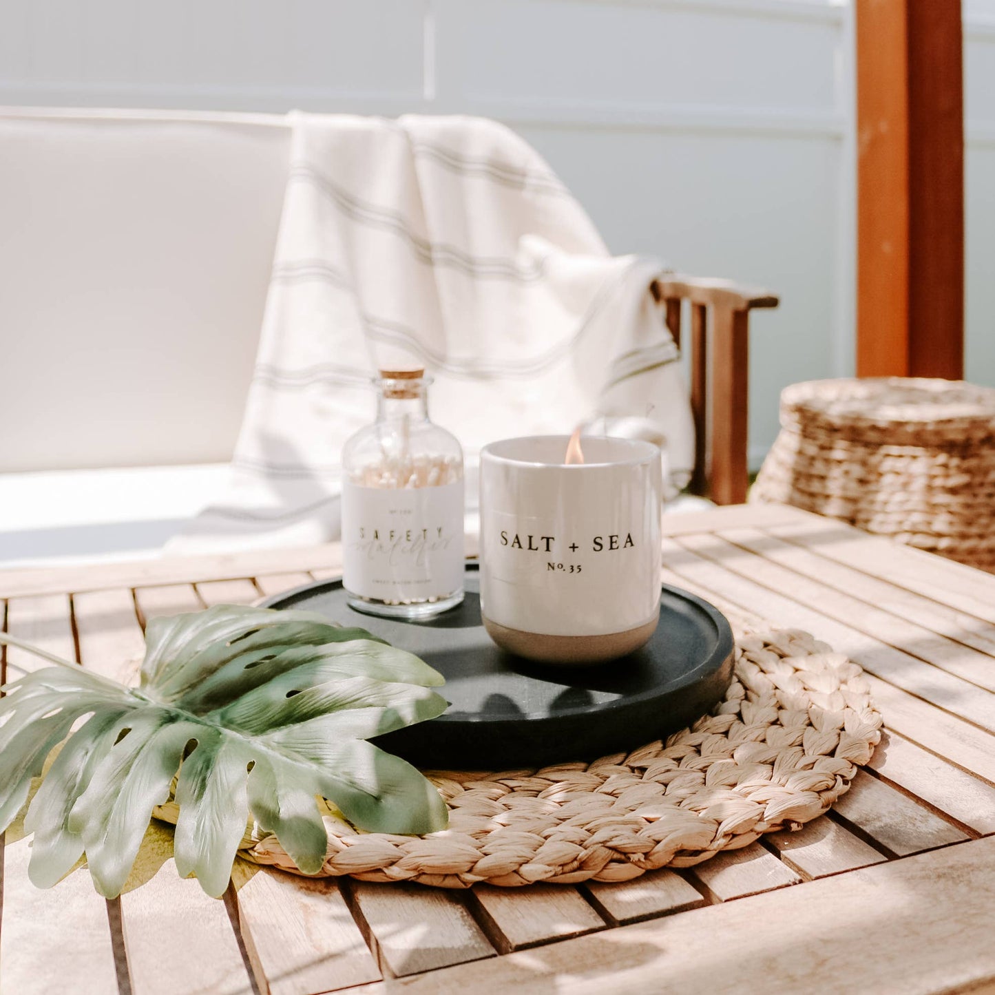 10" Black Round Wood Tray